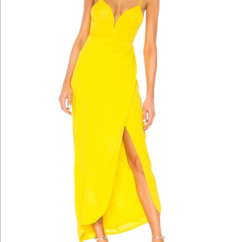NBD Evgeny gown canary yellow size XS. No tags. Worn once to a wedding.